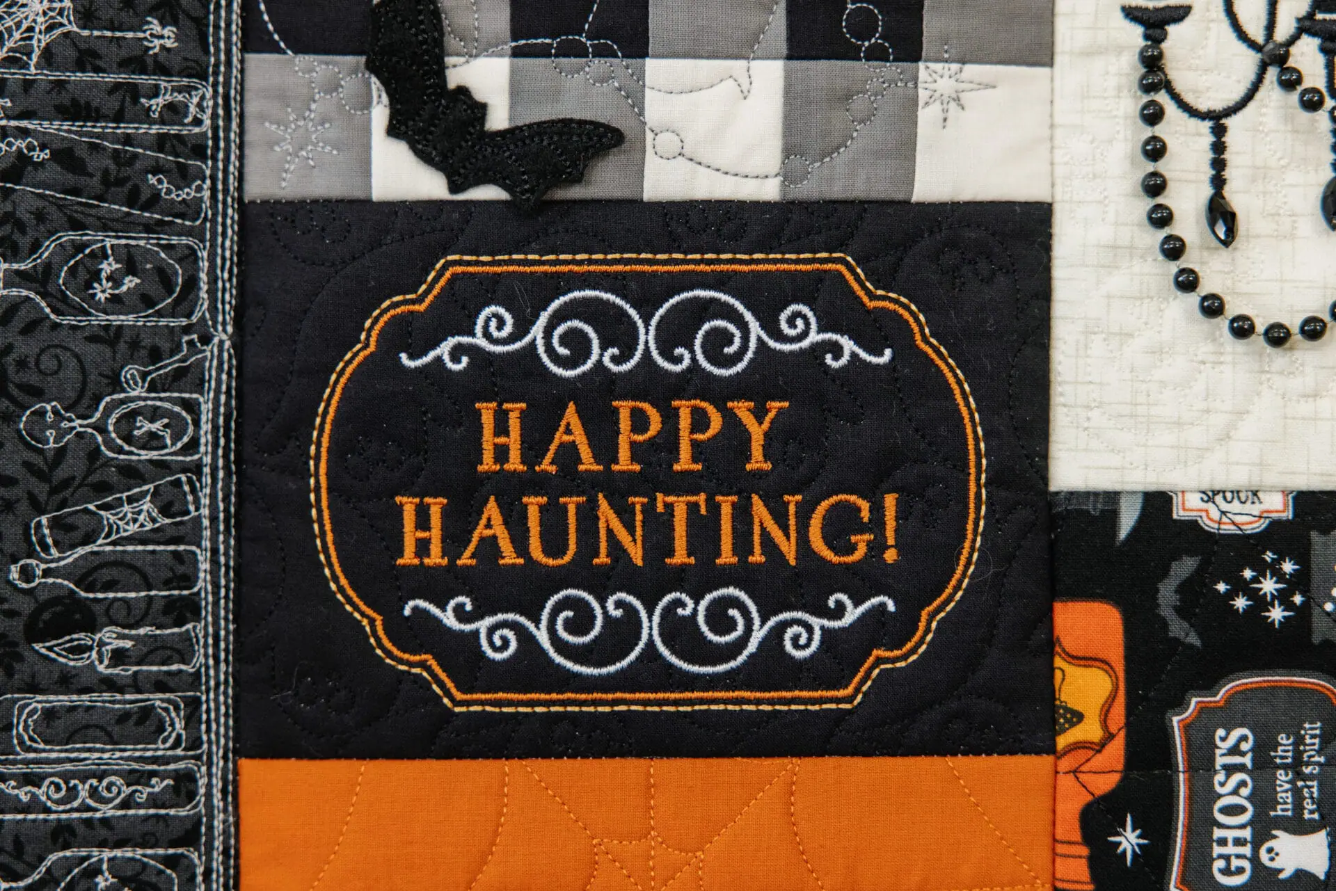 Kimberbell Pumpkins & Potions Ladder Quilt - Image 3