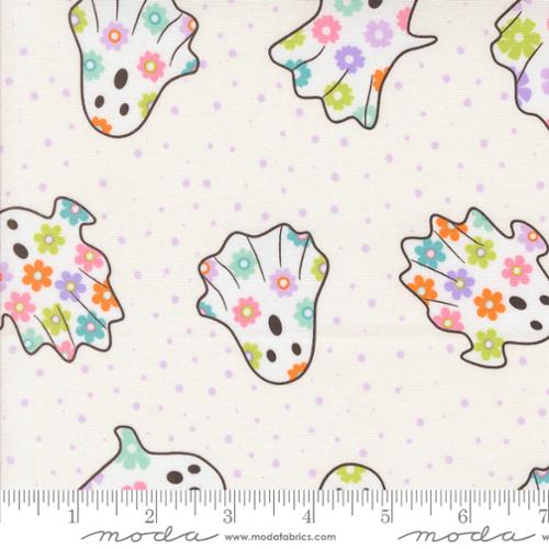 Fab Boo Lous Dancing Ghosts Novelty Ghost Dots Halloween Ghostly by Me and My Sister Designs for Moda