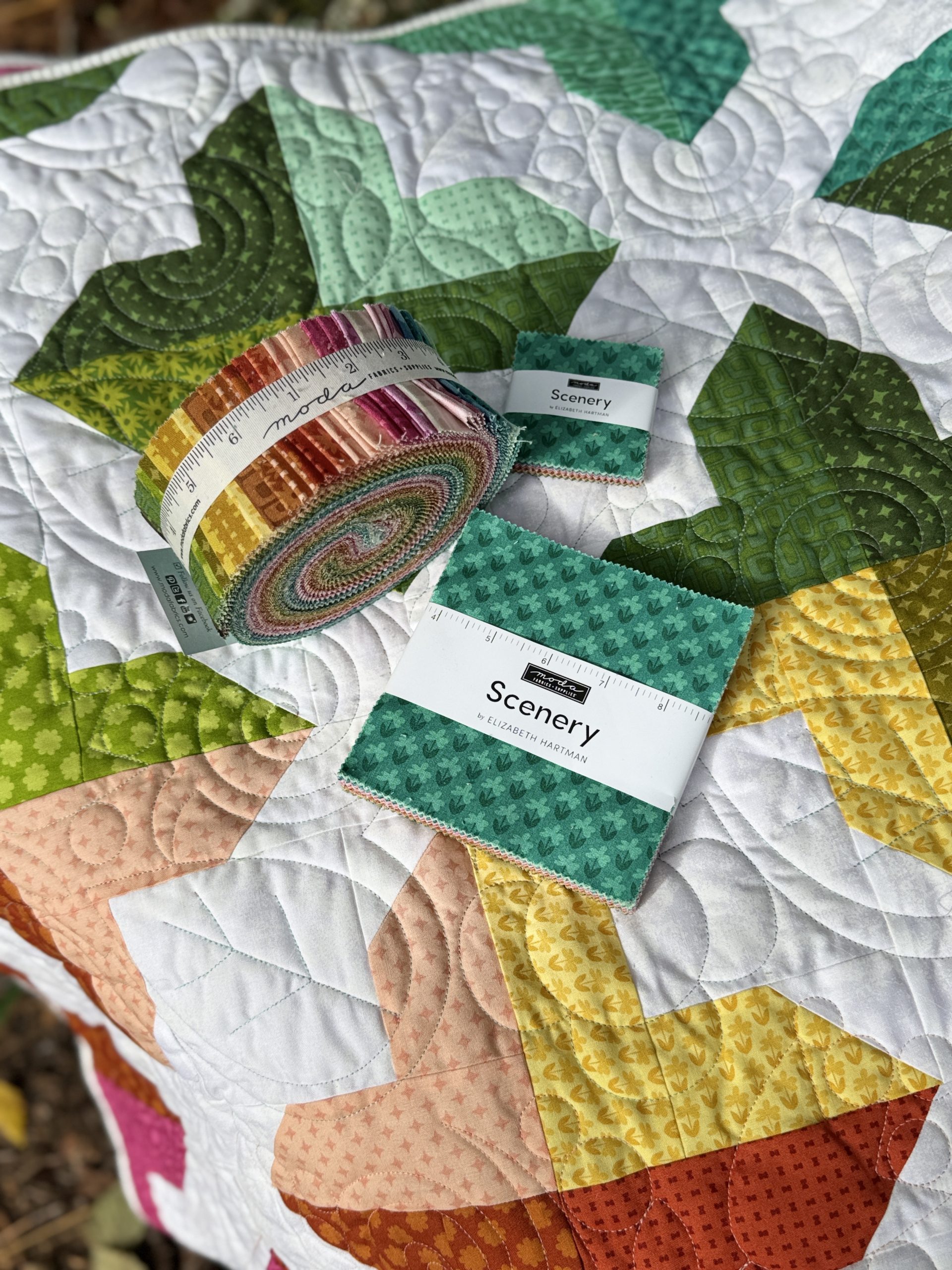 Trellis Jelly Roll Quilt Kit - Image 4